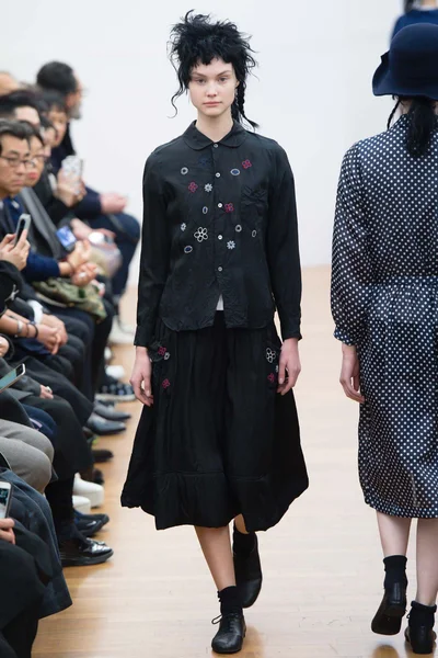 Look 34